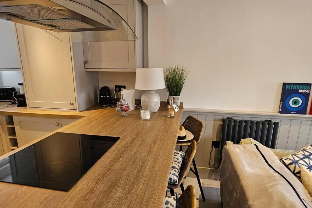 Humberston Boathouse Lodge & Hot Tub - Cleethorpes Beach Cabin Chalet Bagian luar foto