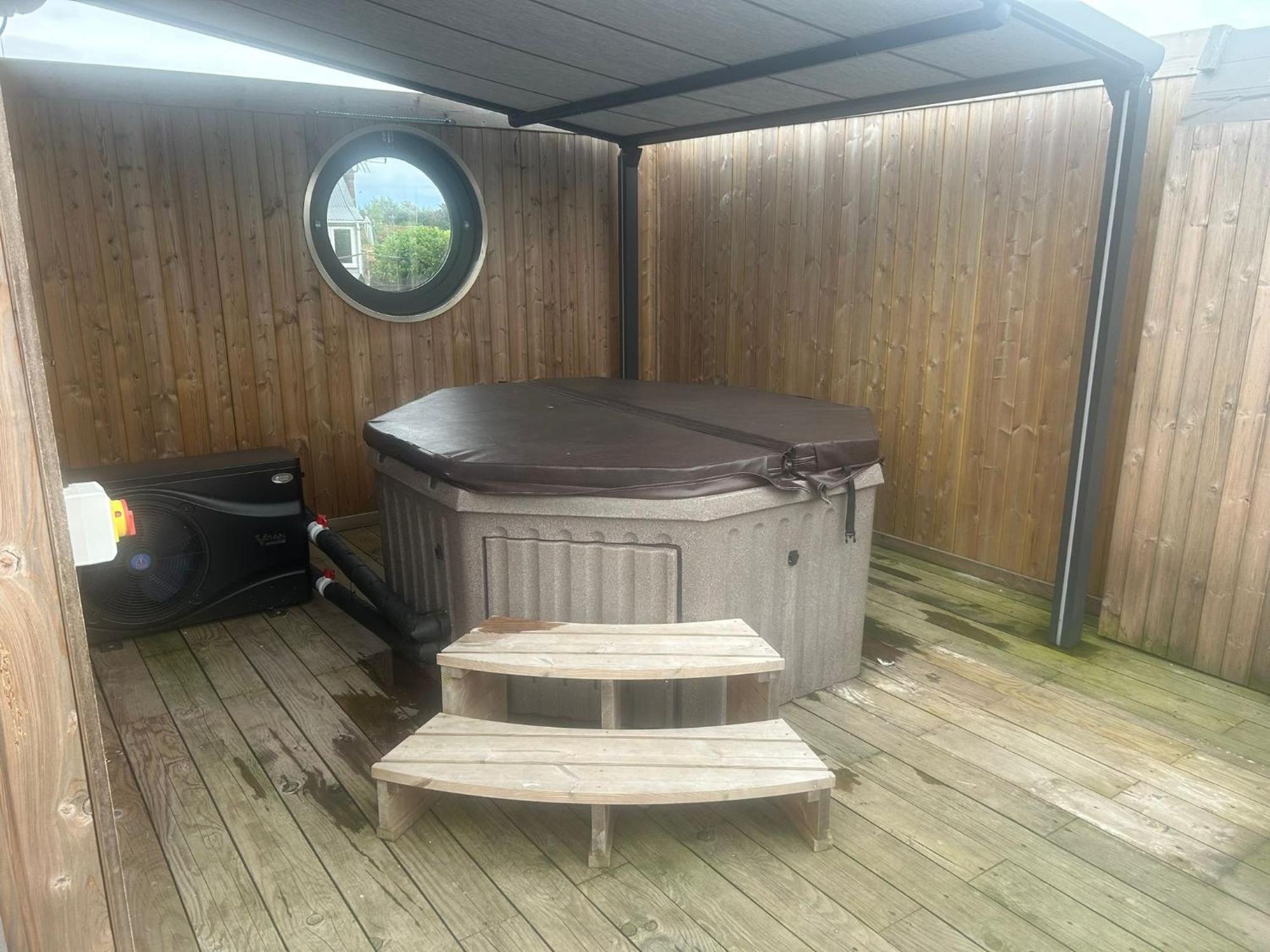 Humberston Boathouse Lodge & Hot Tub - Cleethorpes Beach Cabin Chalet Bagian luar foto